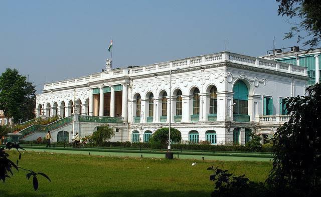 how to visit fort william kolkata